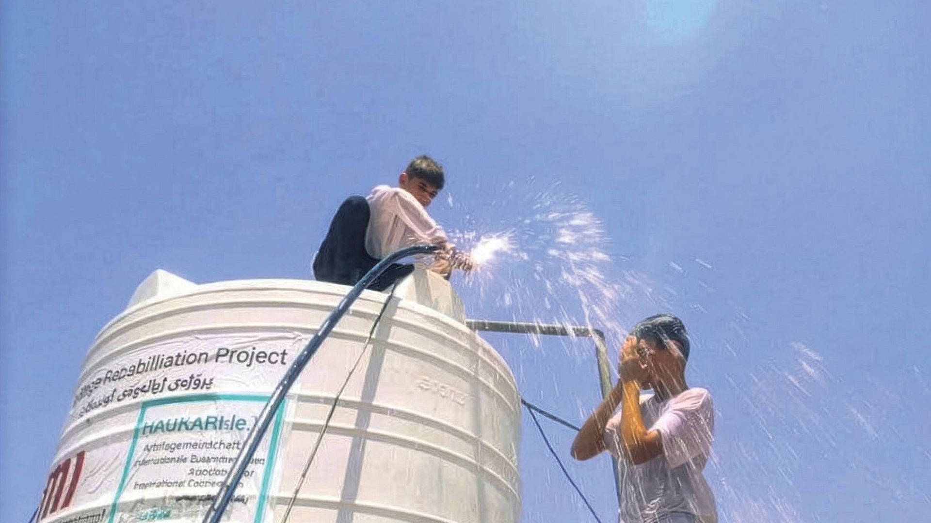 Trinkwasser in einem Village Rehabilitation Project, Garmian, Irak