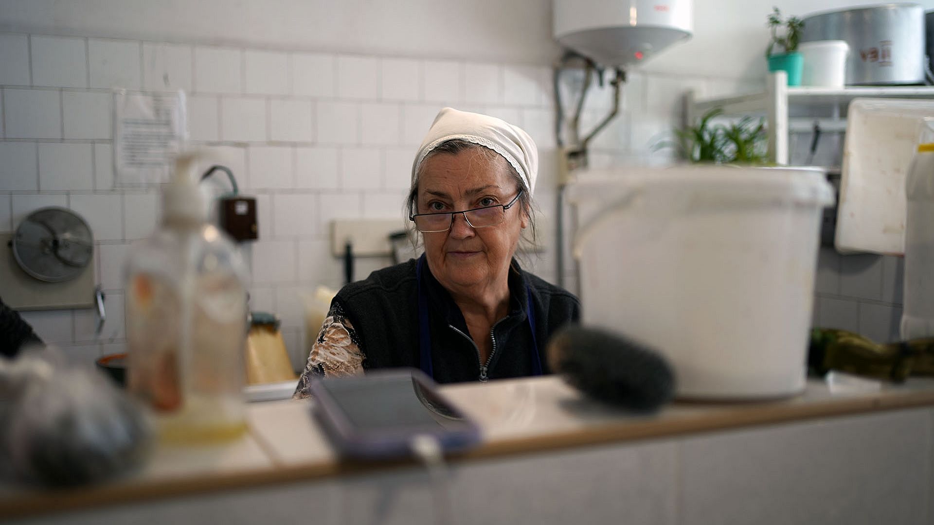 Mitarbeiterin einer Großküche in Charkow