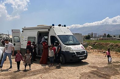 Mobile Klinik von Amel in der Bekaa-Ebene.